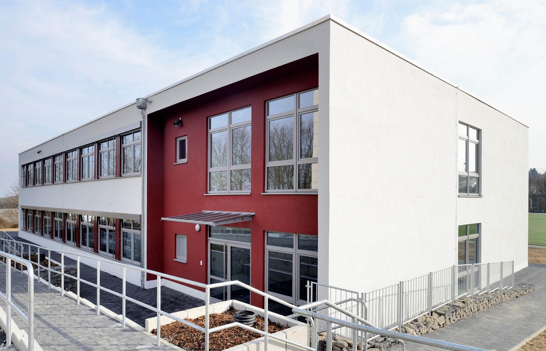 [Translate to Deutsch (CH):] Neubau Schulgebäude Modulbauweise Hessen Aussenansicht