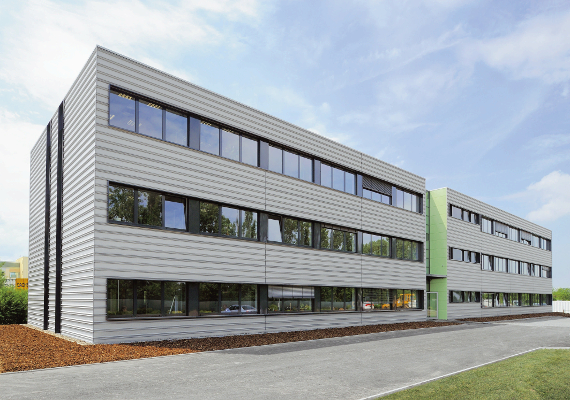 Neubau Bürogebäude Modulbauweise Merck PH 95 Außenansicht